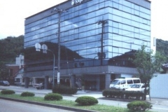 カーテンウォール